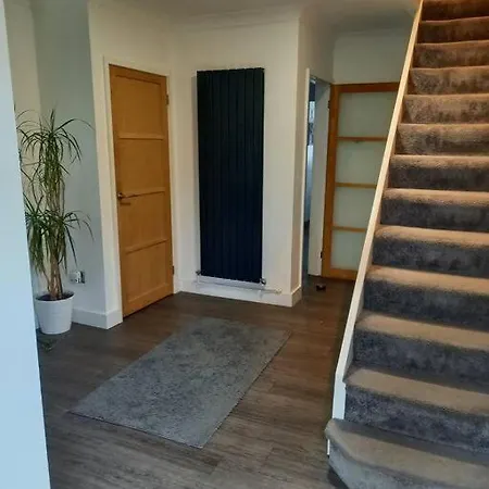 Modernised Home With 2 Bedrooms In Cardiff Esterno foto