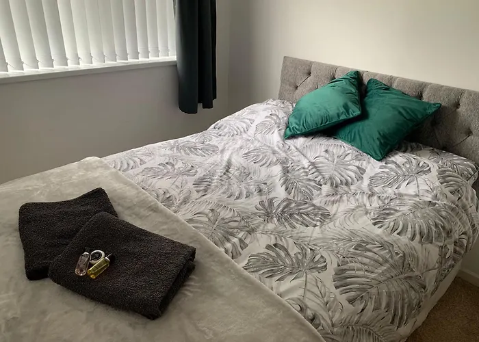 Modernised Home With 2 Bedrooms In Cardiff