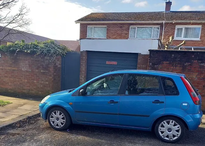 Modernised Home With 2 Bedrooms In Cardiff